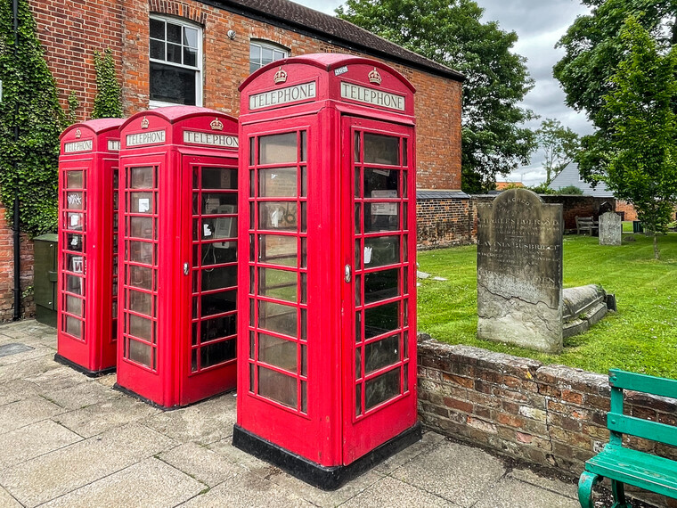 UK May '22 - Arrival (London) 008.jpg